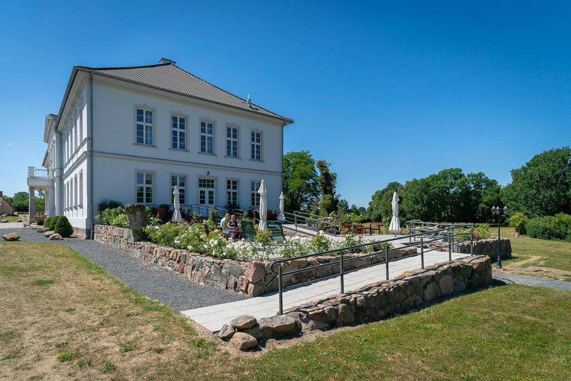 Gutshaus Gross Helle Apartment Moelln Exterior photo